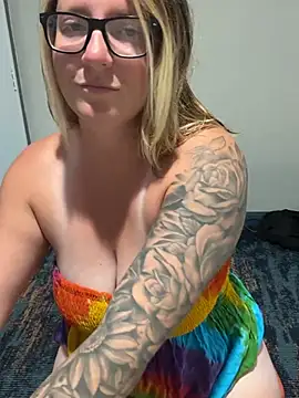 Lizzyloo online show from 02-27-26, 03:34