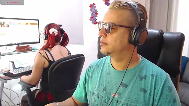 Snapshot of kyobiker chatting on 10-12-25, 05:34 kyobiker online show from 10-12-25, 05:34