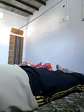 Snapshot of Lovingsol chatting on 11-06-25, 08:37 Lovingsol online show from 11-06-25, 08:37