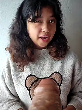 Snapshot of Peach_Girll chatting on 02-26-25, 05:07 Peach Girll online show from 02-26-25, 05:07