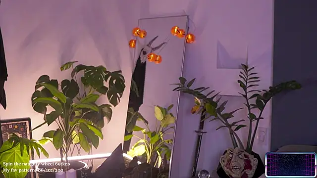 LucyAllenX online show from 10-27-25, 10:14