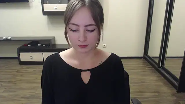 Snapshot of Laralianna chatting on 12-09-24, 07:39 Laralianna online show from 12-09-24, 07:39