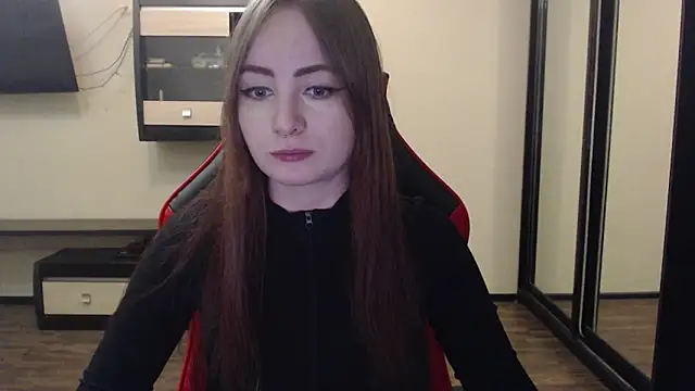 Snapshot of Laralianna chatting on 01-06-25, 10:37 Laralianna online show from 01-06-25, 10:37