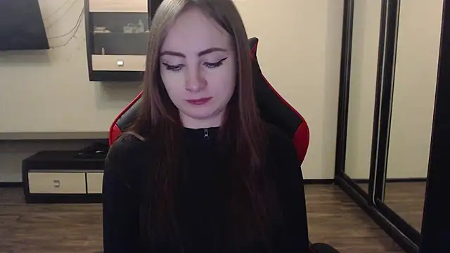 Snapshot of Laralianna chatting on 01-07-25, 07:49 Laralianna online show from 01-07-25, 07:49