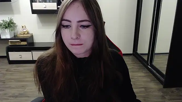 Snapshot of Laralianna chatting on 09-18-25, 07:54 Laralianna online show from 09-18-25, 07:54