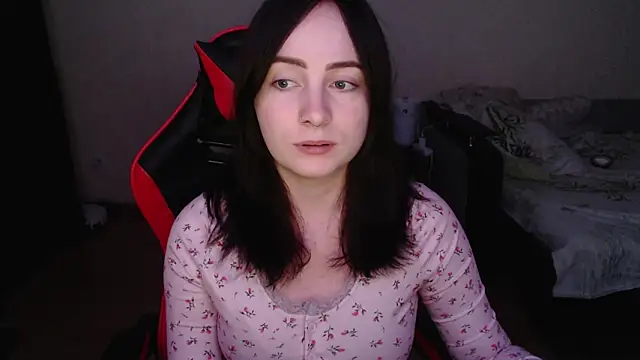 Snapshot of Laralianna chatting on 11-01-25, 05:48 Laralianna online show from 11-01-25, 05:48