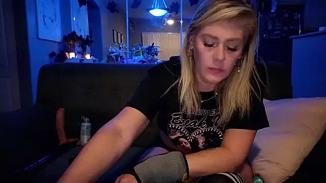 Lexi Shocker online show from 09-25-25, 07:12
