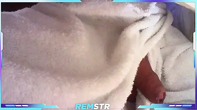 Snapshot of Remstr chatting on 03-05-25, 10:10 Remstr online show from 03-05-25, 10:10