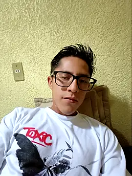 KevinCrz online show from 10-18-25, 11:05