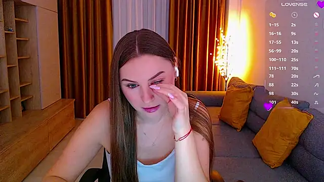 Snapshot of _Mia_Adams chatting on 11-11-25, 08:14 Mia Adams online show from 11-11-25, 08:14