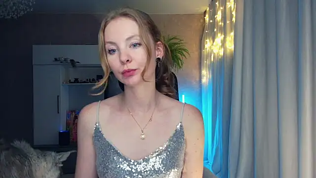 Snapshot of Cuddle_Cat chatting on 12-21-24, 02:15 Cuddle Cat online show from 12-21-24, 02:15