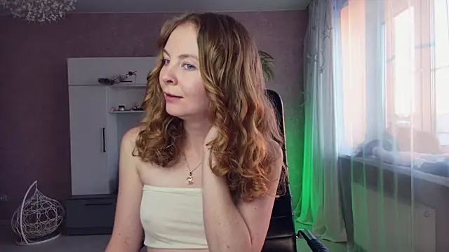 Snapshot of Cuddle_Cat chatting on 02-22-25, 02:19 Cuddle Cat online show from 02-22-25, 02:19