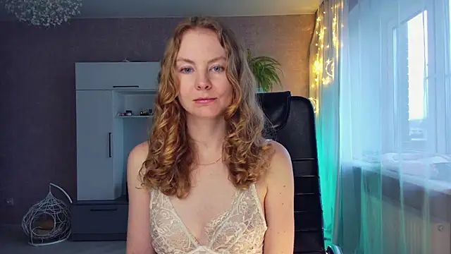 Snapshot of Cuddle_Cat chatting on 03-14-25, 02:41 Cuddle Cat online show from 03-14-25, 02:41