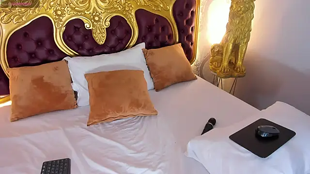 Dulce 26  online show from 03-22-25, 05:09