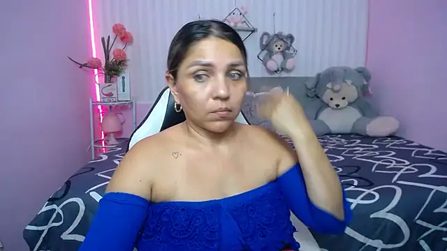 Snapshot of cum_bigass chatting on 03-07-26, 12:07 cum bigass online show from 03-07-26, 12:07