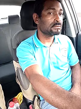 Snapshot of elias1704 chatting on 10-23-25, 10:19 elias1704 online show from 10-23-25, 10:19