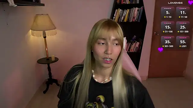 Saucy Jenn online show from 02-06-26, 03:11