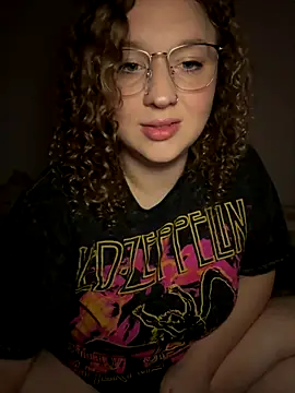 EmmieRae online show from 10-08-25, 03:26