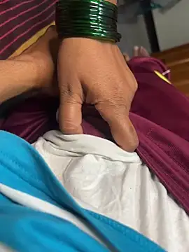 indian girls show online show from 02-02-25, 07:20