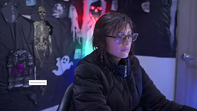 Kyomi chang online show from 10-13-25, 12:16