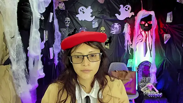 Kyomi chang online show from 10-22-25, 12:27