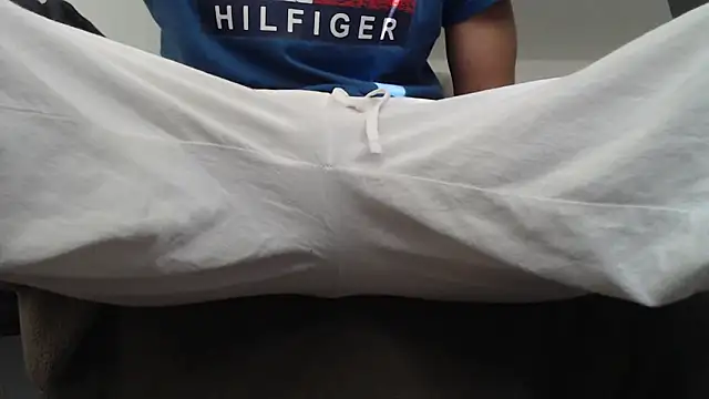 Snapshot of herver67 chatting on 09-23-25, 03:48 herver67 online show from 09-23-25, 03:48