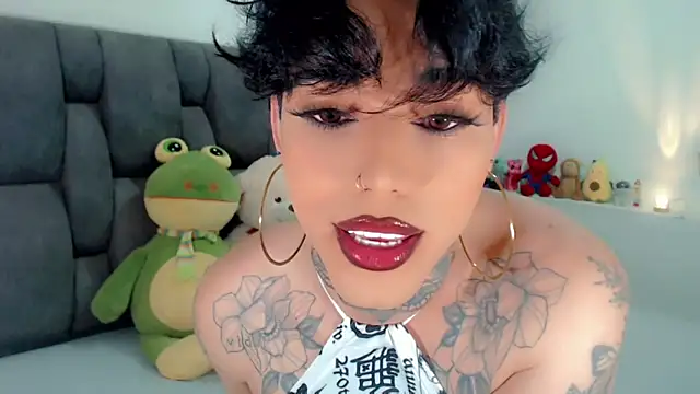 Snapshot of little_star_porn chatting on 11-09-25, 11:03 little star porn online show from 11-09-25, 11:03