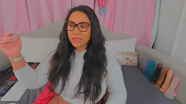 MeghanXO online show from 02-01-25, 02:02