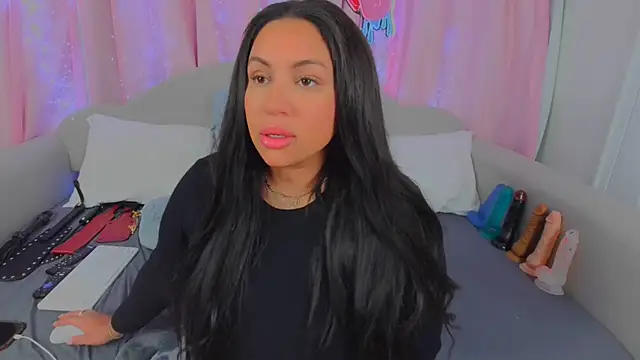 MeghanXO online show from 03-04-25, 03:22