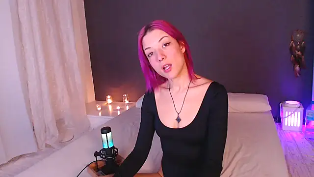 Snapshot of KarlaLuar_ chatting on 01-28-25, 06:17 KarlaLuar online show from 01-28-25, 06:17