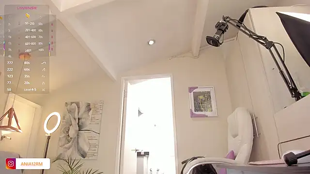 catalinasaiz online show from 10-29-25, 02:19