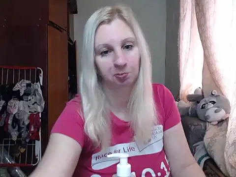 BustyBlond online show from 01-22-25, 11:01