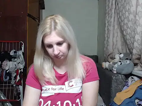 BustyBlond online show from 01-23-25, 03:32