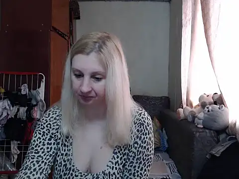 BustyBlond online show from 01-31-25, 09:05