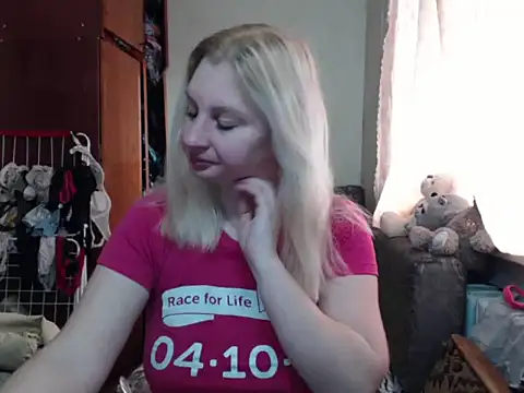 BustyBlond online show from 03-06-25, 05:14