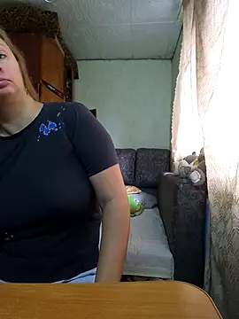 BustyBlond online show from 10-11-25, 05:28