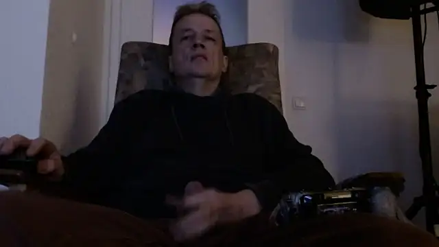 Cordt27 online show from 10-07-25, 05:43