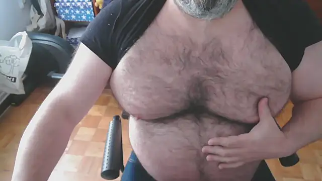 mikeyhotbear online show from 03-19-25, 04:55