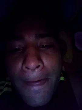 Snapshot of EISONREINA11 chatting on 09-22-25, 01:02 EISONREINA11 online show from 09-22-25, 01:02