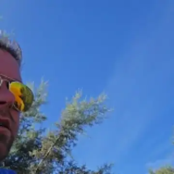 Snapshot of Trucker_Hunter chatting on 02-08-26, 11:46 Trucker Hunter online show from 02-08-26, 11:46