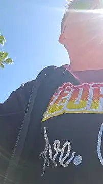 Snapshot of Trucker_Hunter chatting on 02-18-26, 02:02 Trucker Hunter online show from 02-18-26, 02:02