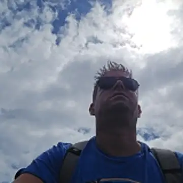 Snapshot of Trucker_Hunter chatting on 04-08-26, 12:27 Trucker Hunter online show from 04-08-26, 12:27