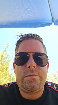 Snapshot of Trucker_Hunter chatting on 04-11-26, 11:14 Trucker Hunter online show from 04-11-26, 11:14