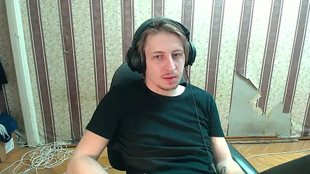 darienlarge online show from 10-11-25, 05:50