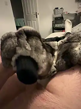 Furdale online show from 11-25-25, 04:40