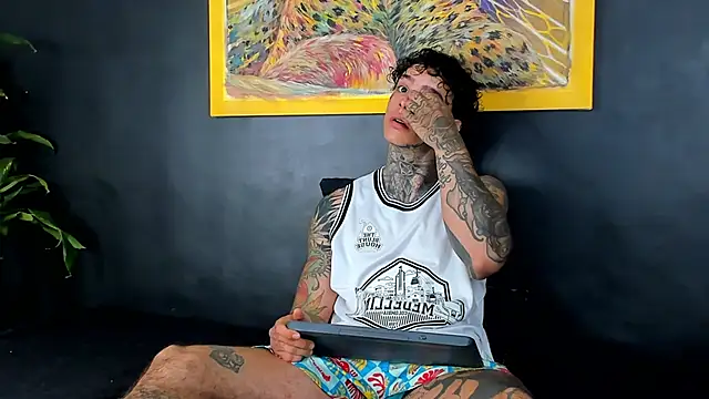 Snapshot of Aron_ford chatting on 09-09-25, 11:54 Aron ford online show from 09-09-25, 11:54