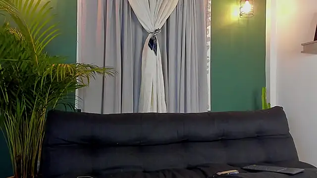 Snapshot of Aron_ford chatting on 11-01-25, 10:06 Aron ford online show from 11-01-25, 10:06