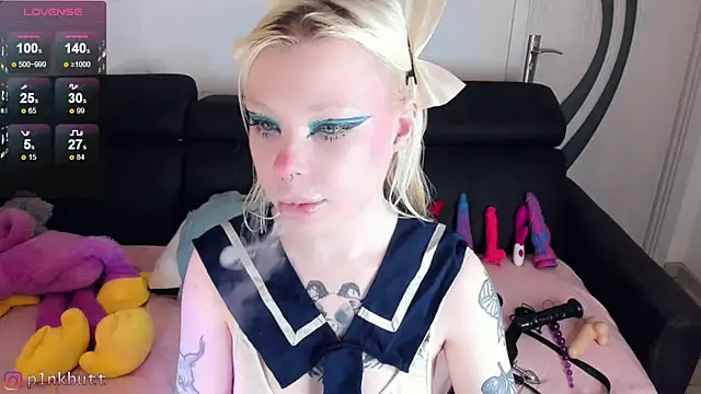 Snapshot of HelenGoat chatting on 12-19-24, 06:23 HelenGoat online show from 12-19-24, 06:23