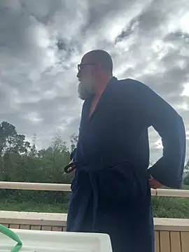 Snapshot of Noitelivre chatting on 04-12-26, 08:30 Noitelivre online show from 04-12-26, 08:30