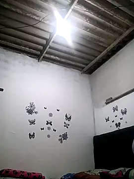 Nicolle Milf online show from 12-04-24, 01:58